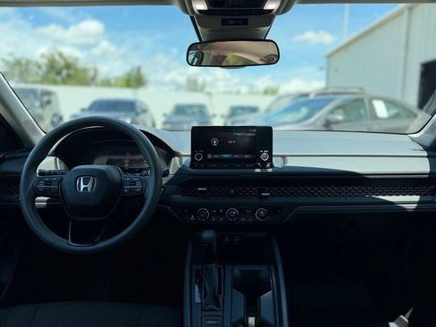 Used 2023 Honda Accord EX image 25