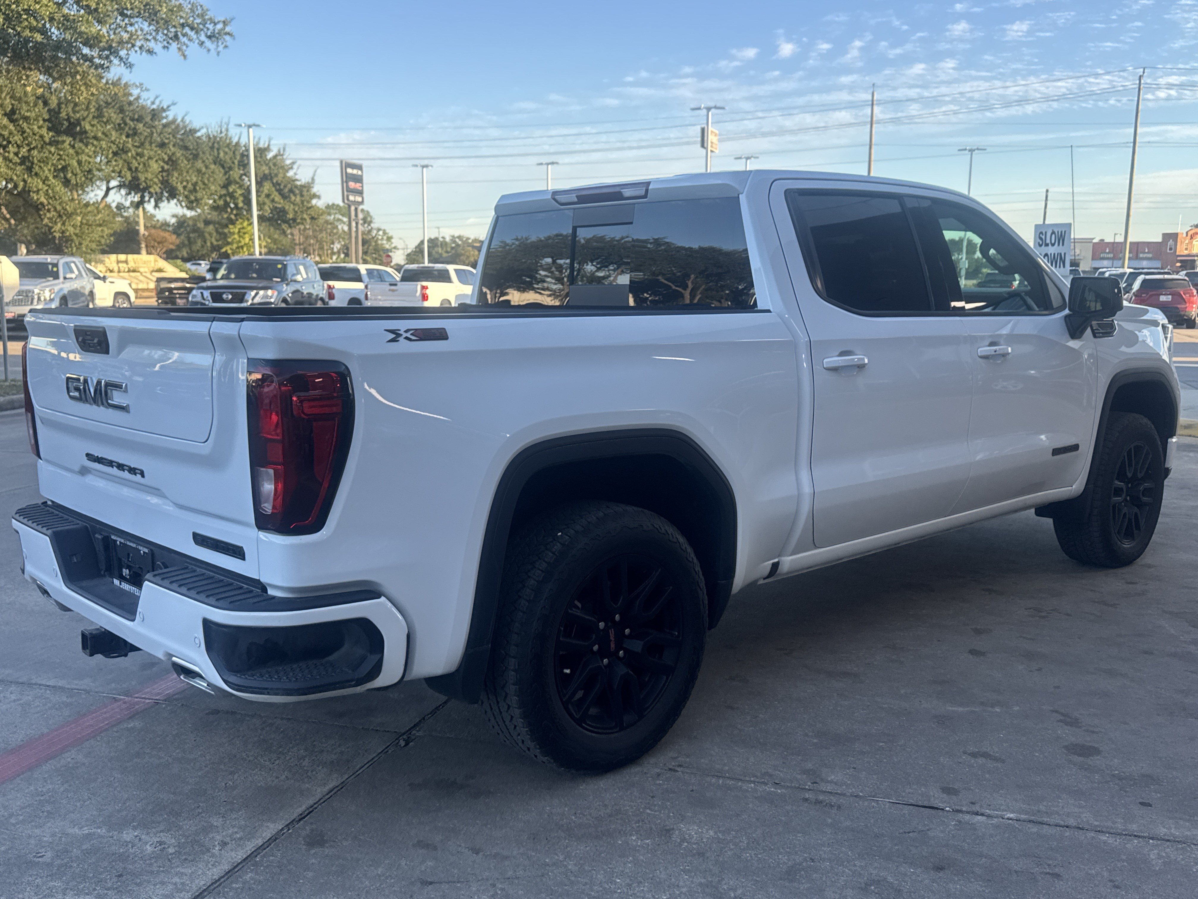 Used 2026 GMC Sierra 1500 Elevation w/ Elevation Premium Package AWD/4WD image 15