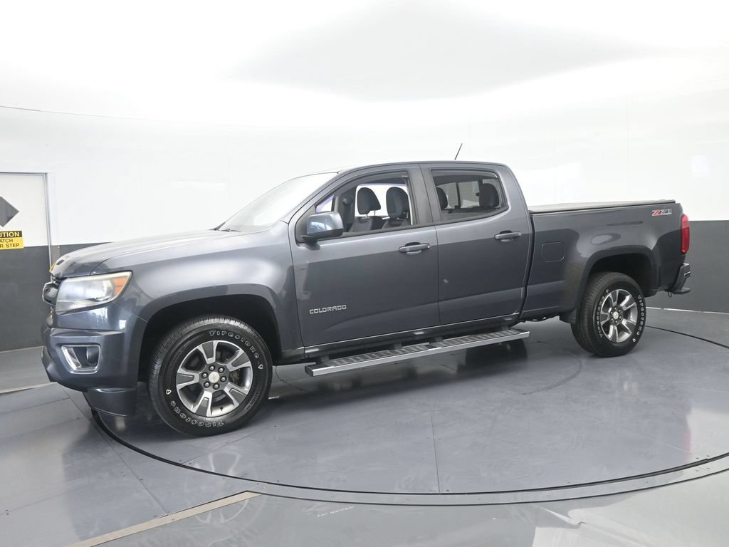 Used 2017 Chevrolet Colorado Z71 AWD/4WD image 2