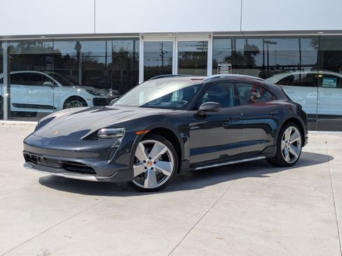 Certified 2024 Porsche Taycan 4 Cross Turismo AWD/4WD image 1