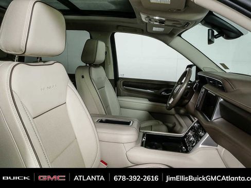 Used 2022 GMC Yukon Denali image 24