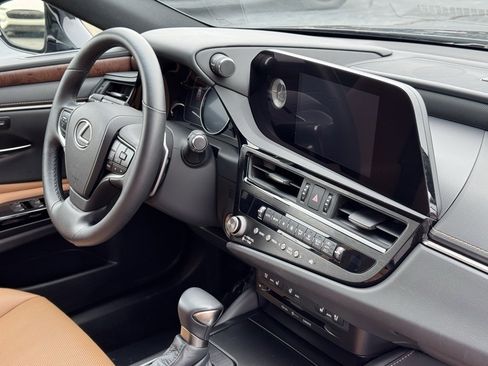 Used 2022 Lexus ES 350 w/ Premium Package image 25