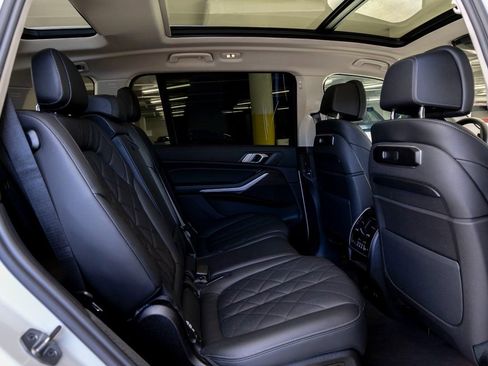 Certified 2023 BMW X7 xDrive40i w/ Climate Comfort Package image 25