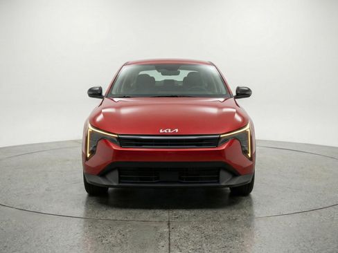 Used 2025 Kia K4 FWD image 2