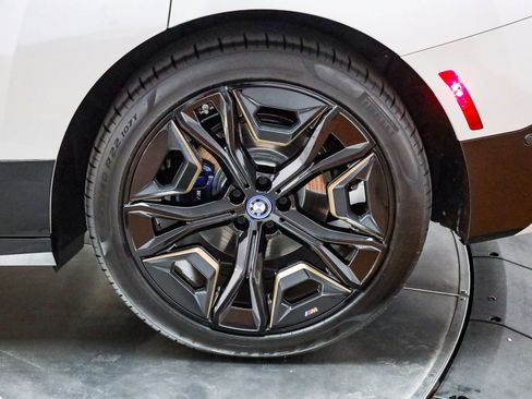 Certified 2023 BMW iX M60 w/ Executive Package AWD/4WD image 8