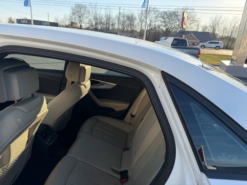 Used 2017 Audi A4 2.0T Premium image 7