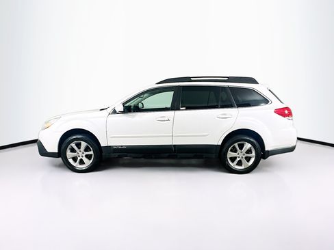 Used 2013 Subaru Outback 2.5i Limited AWD/4WD image 4