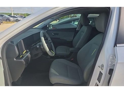 Used 2024 Hyundai Kona Limited image 5