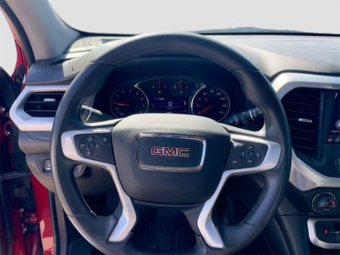 Used 2023 GMC Acadia SLE w/ Driver Convenience Package image 13