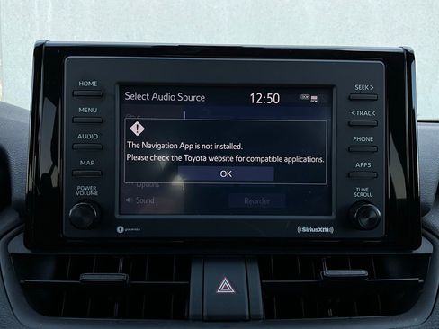 Used 2022 Toyota RAV4 SE w/ Convenience Package image 33