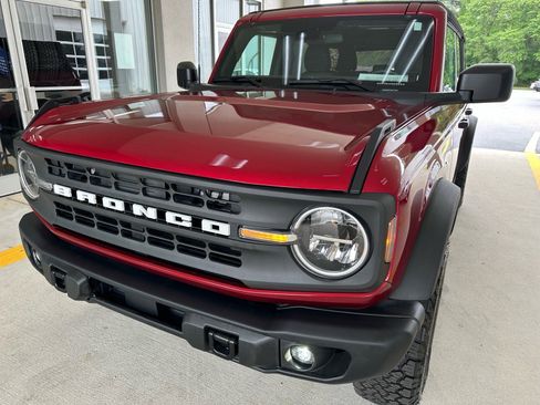 Used 2025 Ford Bronco Big Bend w/ Black Diamond Package AWD/4WD image 2