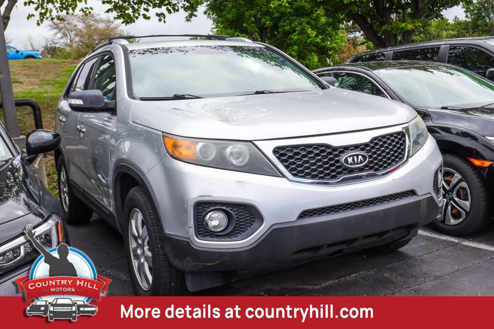 Used 2012 Kia Sorento LX w/ Convenience Pkg FWD image 1