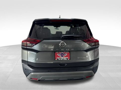 Used 2021 Nissan Rogue SV AWD/4WD image 6