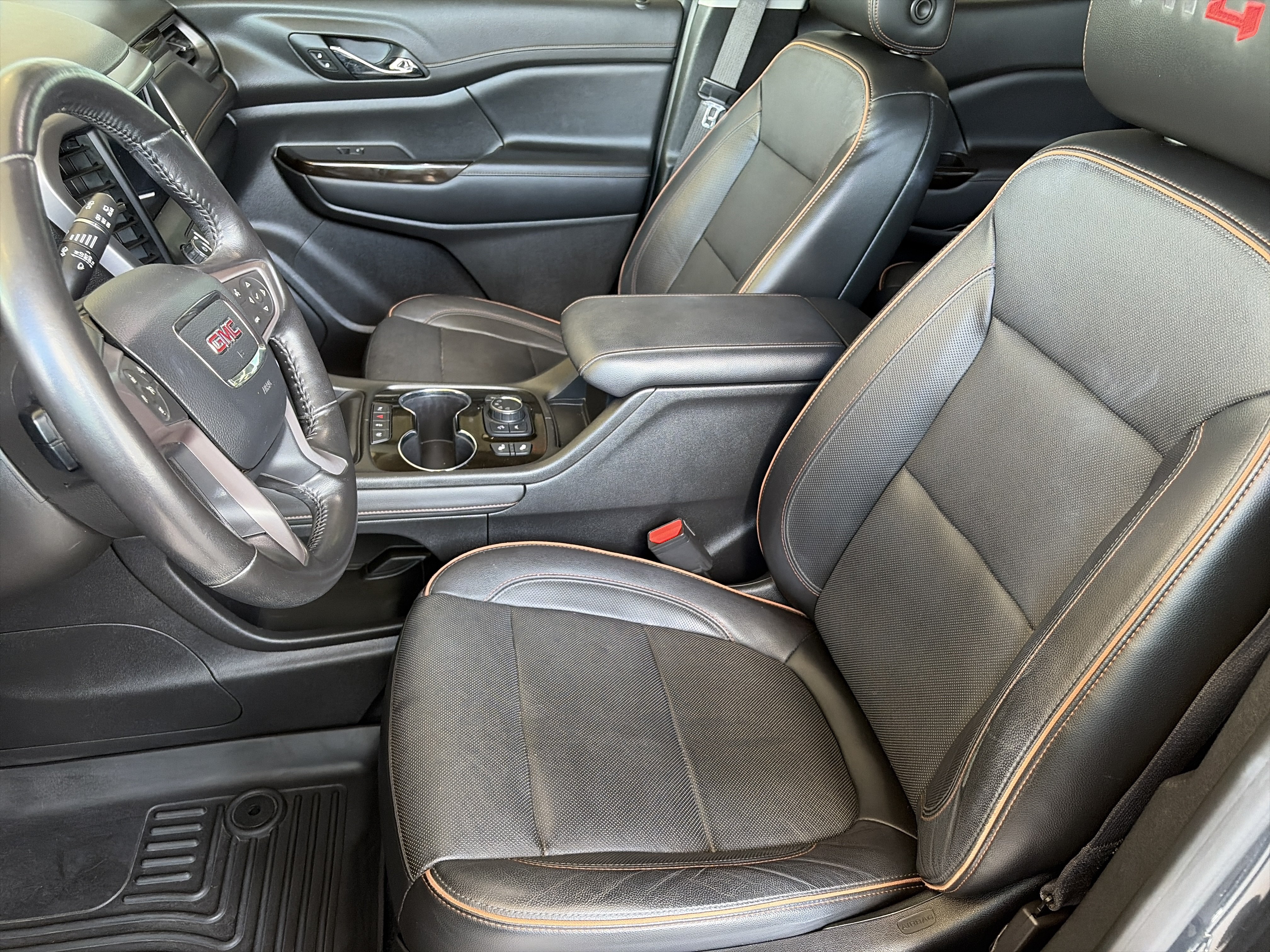 Used 2020 GMC Acadia AT4 w/ Driver Alert Package II AWD/4WD image 15