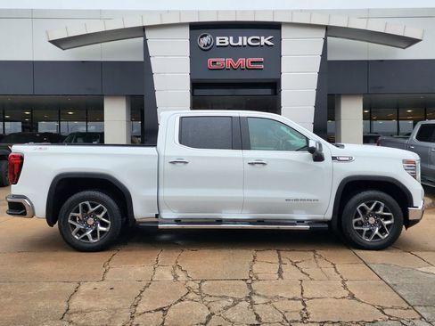 New 2026 GMC Sierra 1500 SLT w/ SLT Premium Package image 3