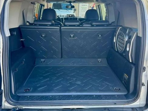 Used 2007 Toyota FJ Cruiser 4WD image 7