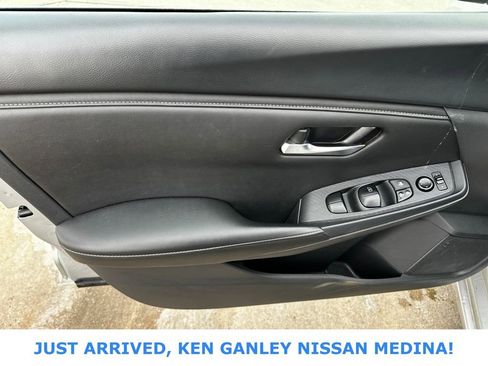 Used 2023 Nissan Sentra SV image 14