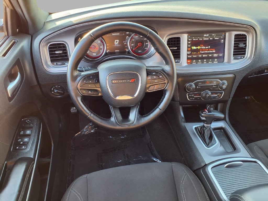 Used 2023 Dodge Charger SXT w/ Cold Weather Package RWD image 4