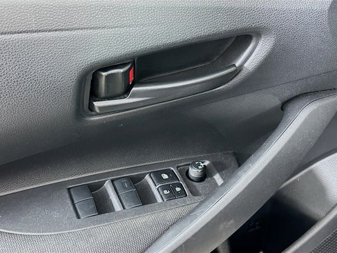 Used 2024 Toyota Corolla LE image 15