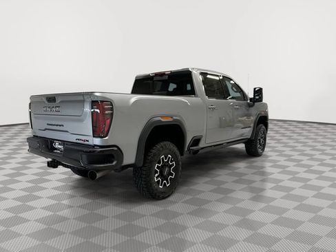 New 2026 GMC Sierra 2500 AT4X w/ LPO, Black Badging Package AWD/4WD image 10