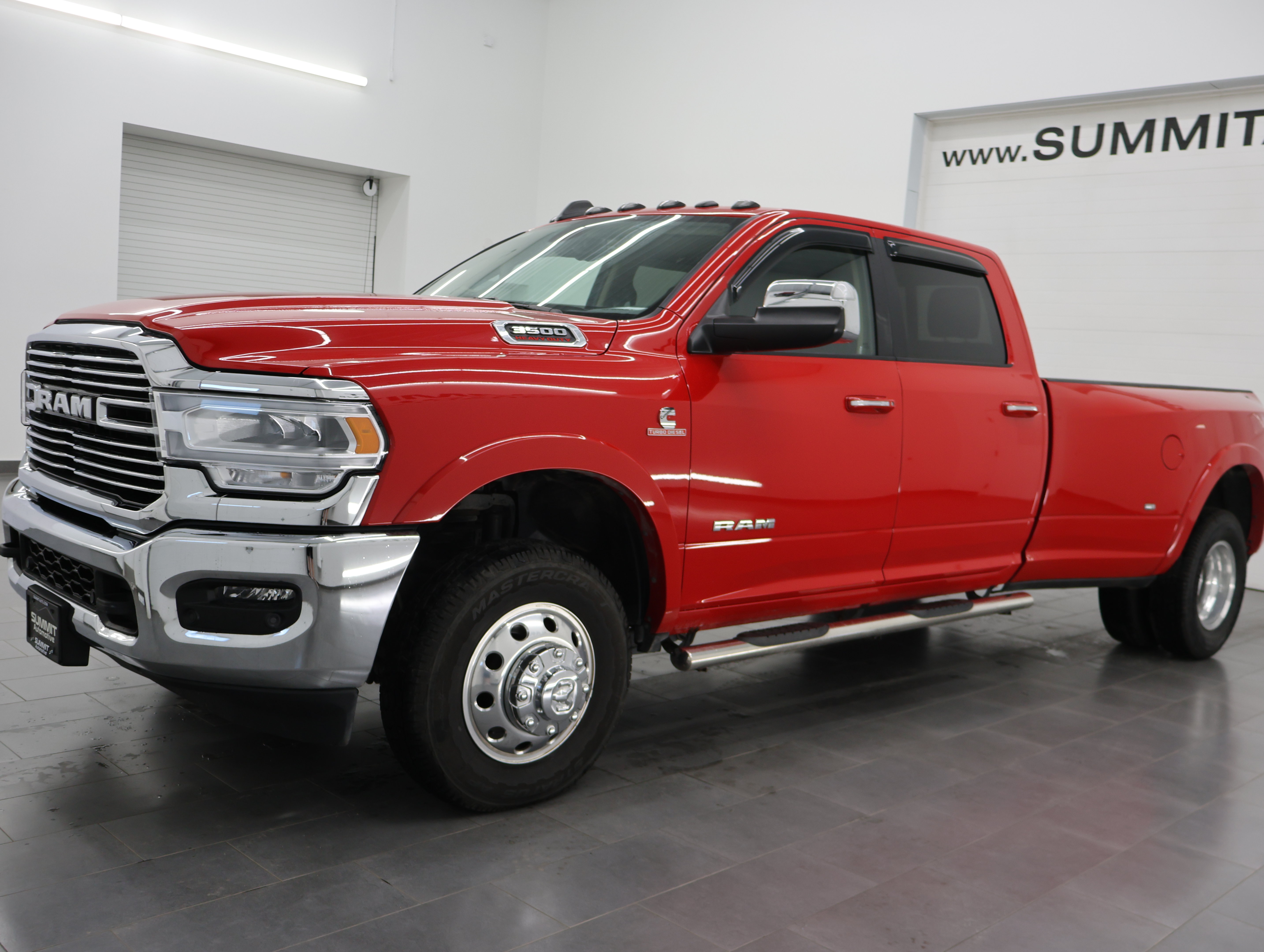Used 2022 RAM 3500 Laramie AWD/4WD image 5