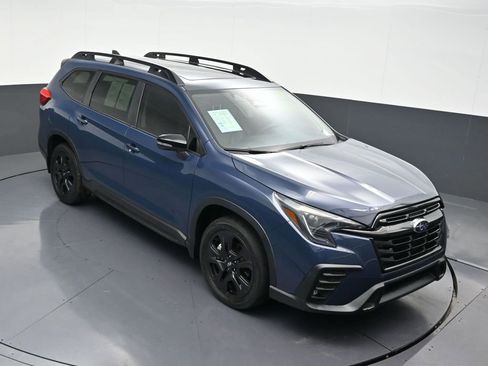 Used 2023 Subaru Ascent Onyx Edition image 22