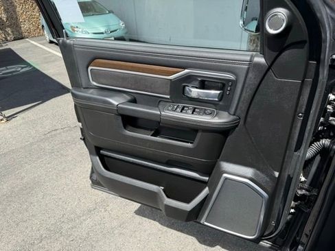 Used 2022 RAM 2500 Laramie image 22