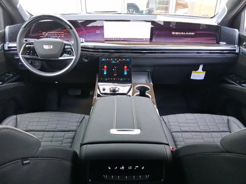 New 2026 Cadillac Escalade Platinum Sport w/ LPO, Floor Liner Package image 10
