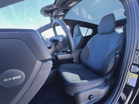 New 2026 Volvo EX30 Plus w/ Climate Package AWD/4WD image 13