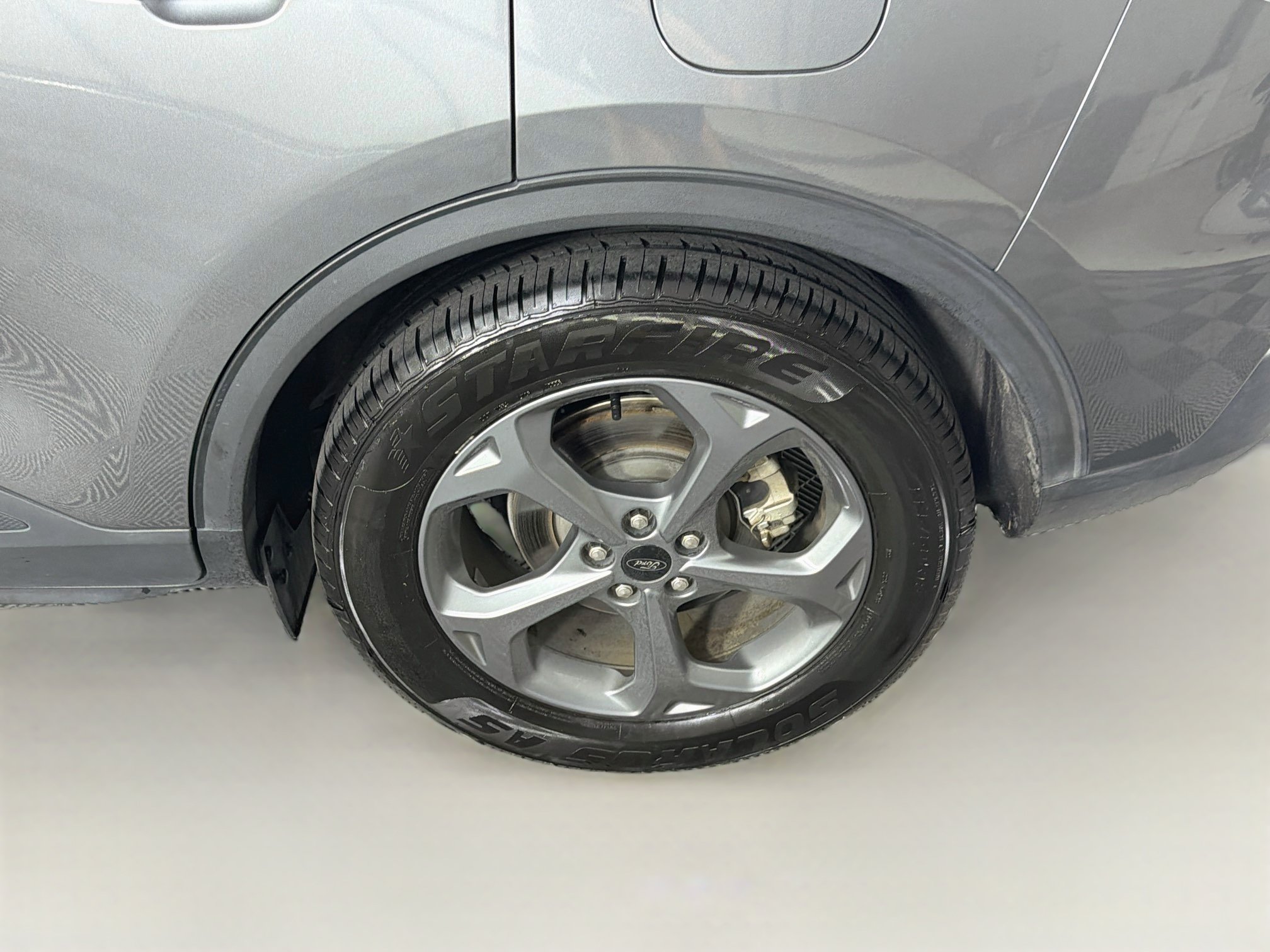 Used 2025 Ford Escape ST-Line FWD image 11