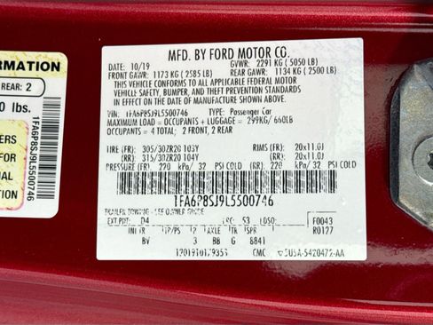 Used 2020 Ford Mustang Shelby GT500 w/ Technology Package RWD image 31