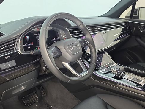 Certified 2023 Audi Q7 2.0T Premium Plus w/ Convenience Package AWD/4WD image 14