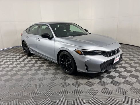 Used 2025 Honda Civic Sport image 15