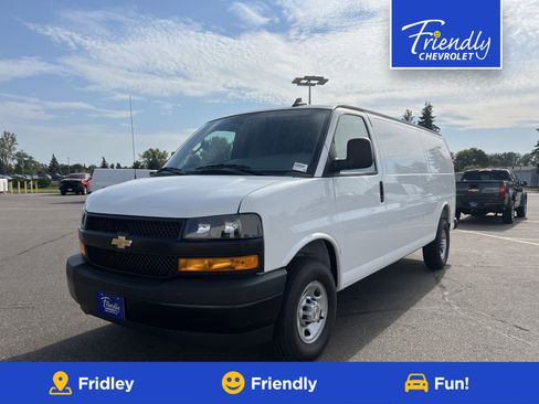 Used 2025 Chevrolet Express 3500 Extended w/ Driver Convenience Package image 1