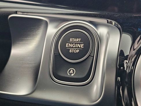 New 2026 Mercedes-Benz GLB 250 image 31