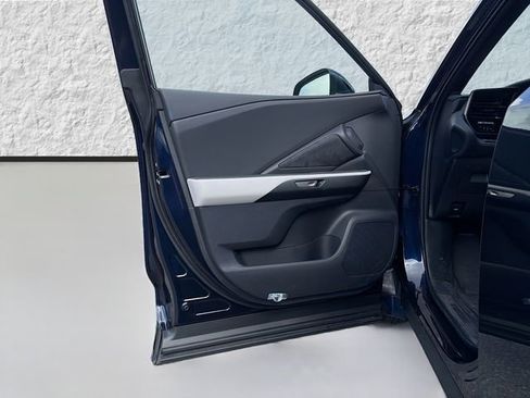 New 2026 Lexus TX 500h AWD image 24