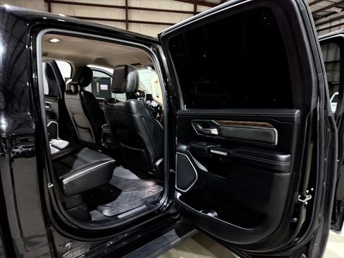 Used 2020 RAM 1500 Laramie AWD/4WD image 21