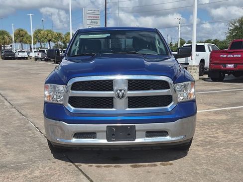 Used 2017 RAM 1500 Classic SLT AWD/4WD image 2