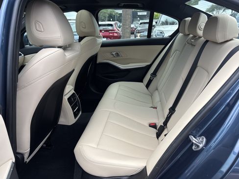 Used 2025 BMW 330i Sedan RWD image 31
