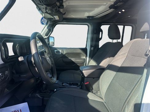 Certified 2024 Jeep Gladiator Sport image 24