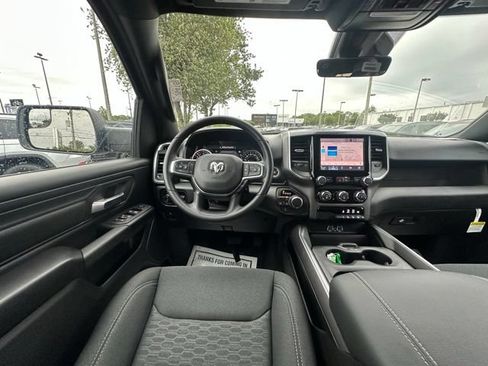New 2026 RAM 1500 Express AWD/4WD image 14