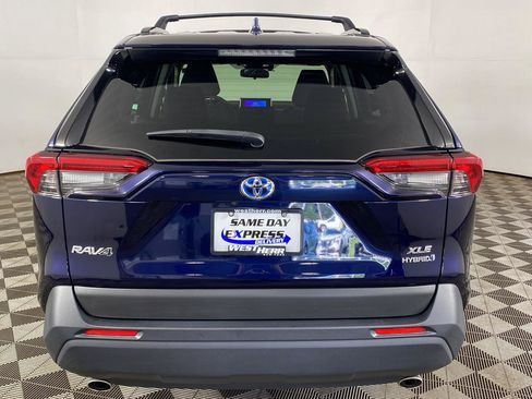 Used 2023 Toyota RAV4 XLE w/ Convenience Package AWD/4WD image 5