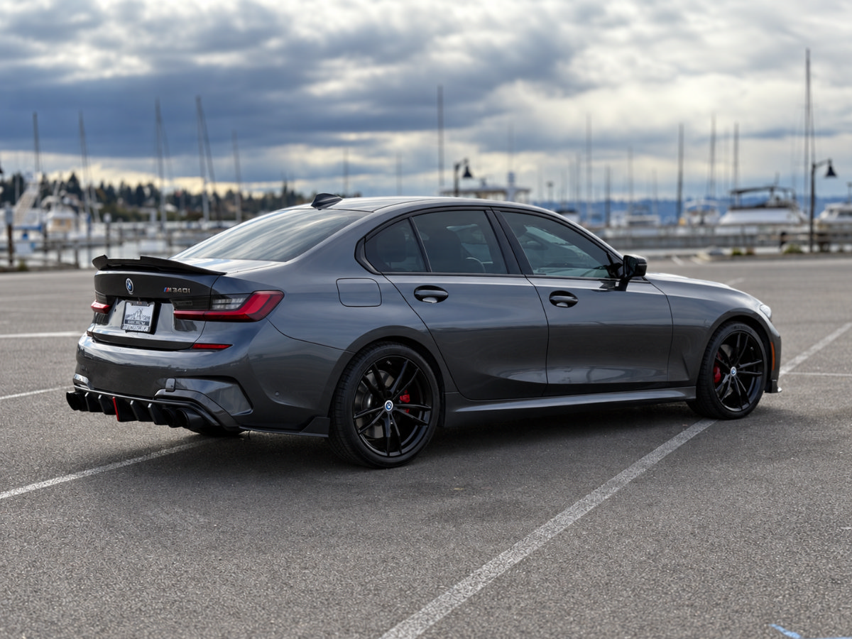 Used 2022 BMW M340i w/ Premium Package RWD image 3