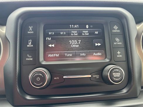 Used 2018 Jeep Wrangler Unlimited Sport AWD/4WD image 16