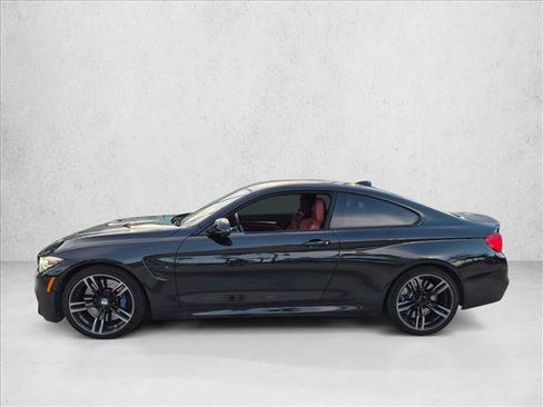 Used 2018 BMW M4 Coupe RWD image 8
