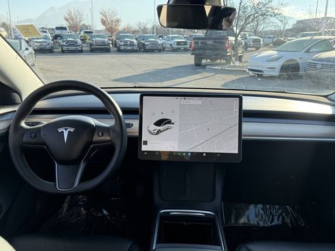 Used 2022 Tesla Model 3 Long Range image 19