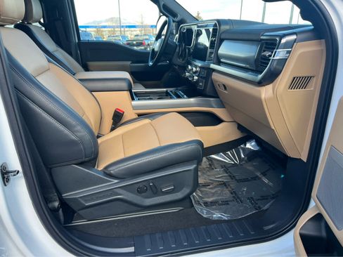 New 2026 Ford F250 Lariat w/ Lariat Premium Package image 20