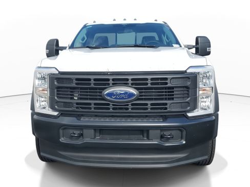 New 2024 Ford F550 4x4 Regular Cab Super Duty image 2