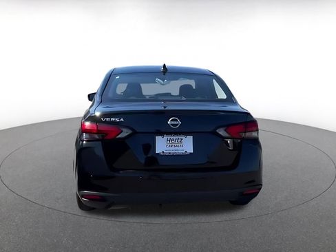 Used 2025 Nissan Versa SV FWD image 12