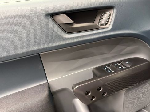 New 2026 Ford Maverick XL FWD image 32